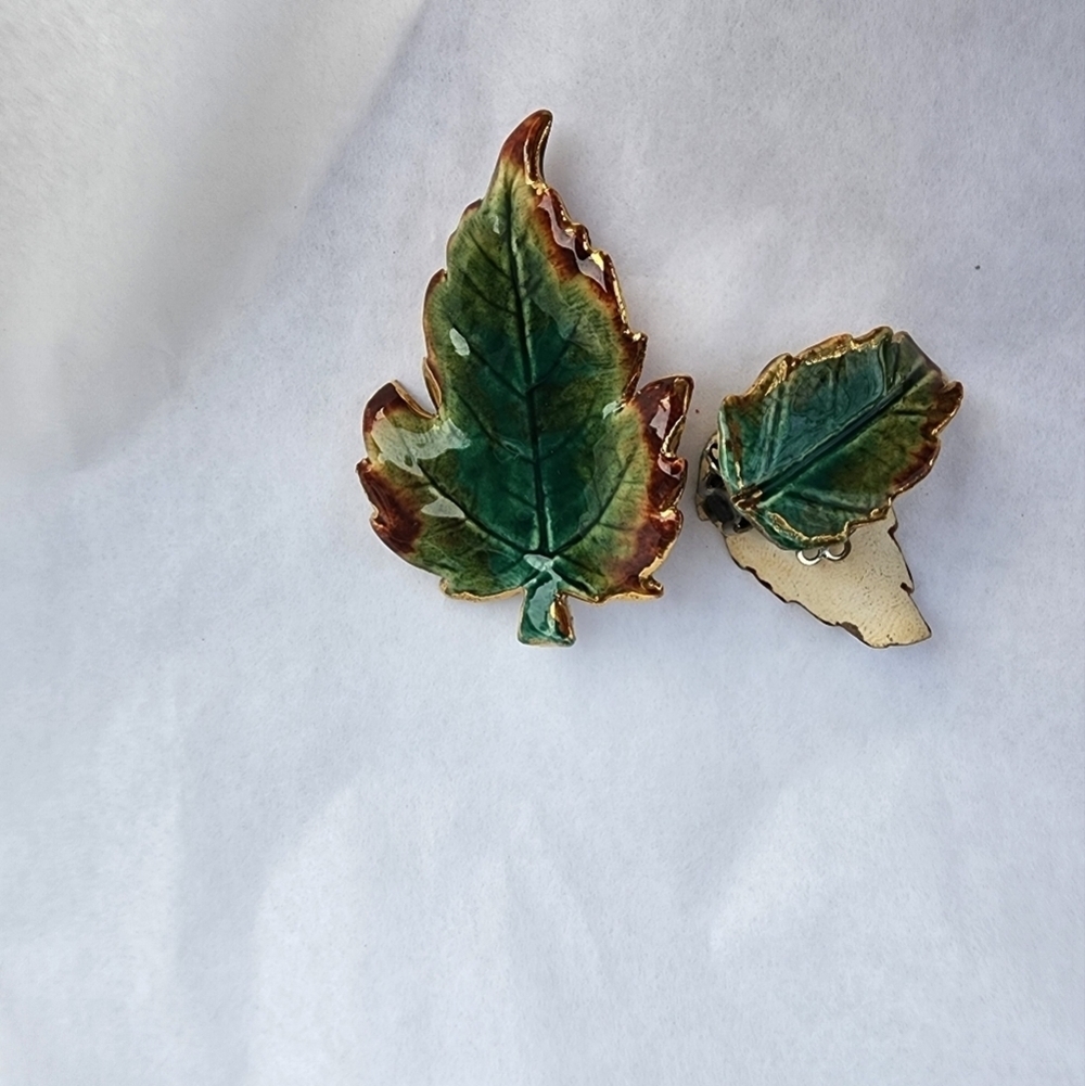 Vintage Ceramic leaf set - Picture 2 of 6
